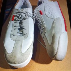 PUMA UNISEX FEERARI ROM VIA TRAINERS SIZE 11.5