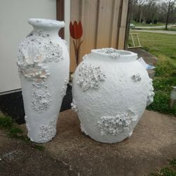 Brand new coral Gardening Pots Set Of Two 189 Or 100each Heavy and durable Masterpieces