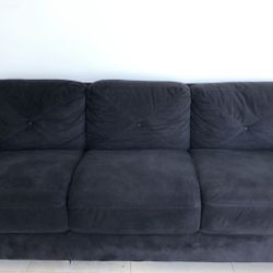 Black Couch (in Great Condition) ***MUST GO AWAY ASAP***