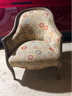 Arm chair