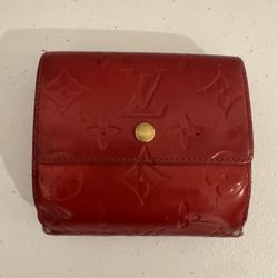 Lv Red Vernis Trifold Wallet 