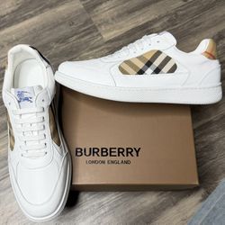 Burberry Sneakers Brand New with box and dust cover