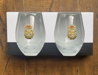 Rachel Zoe Pineapple Jeweles Rhinestone Steamless Wine Glasses 