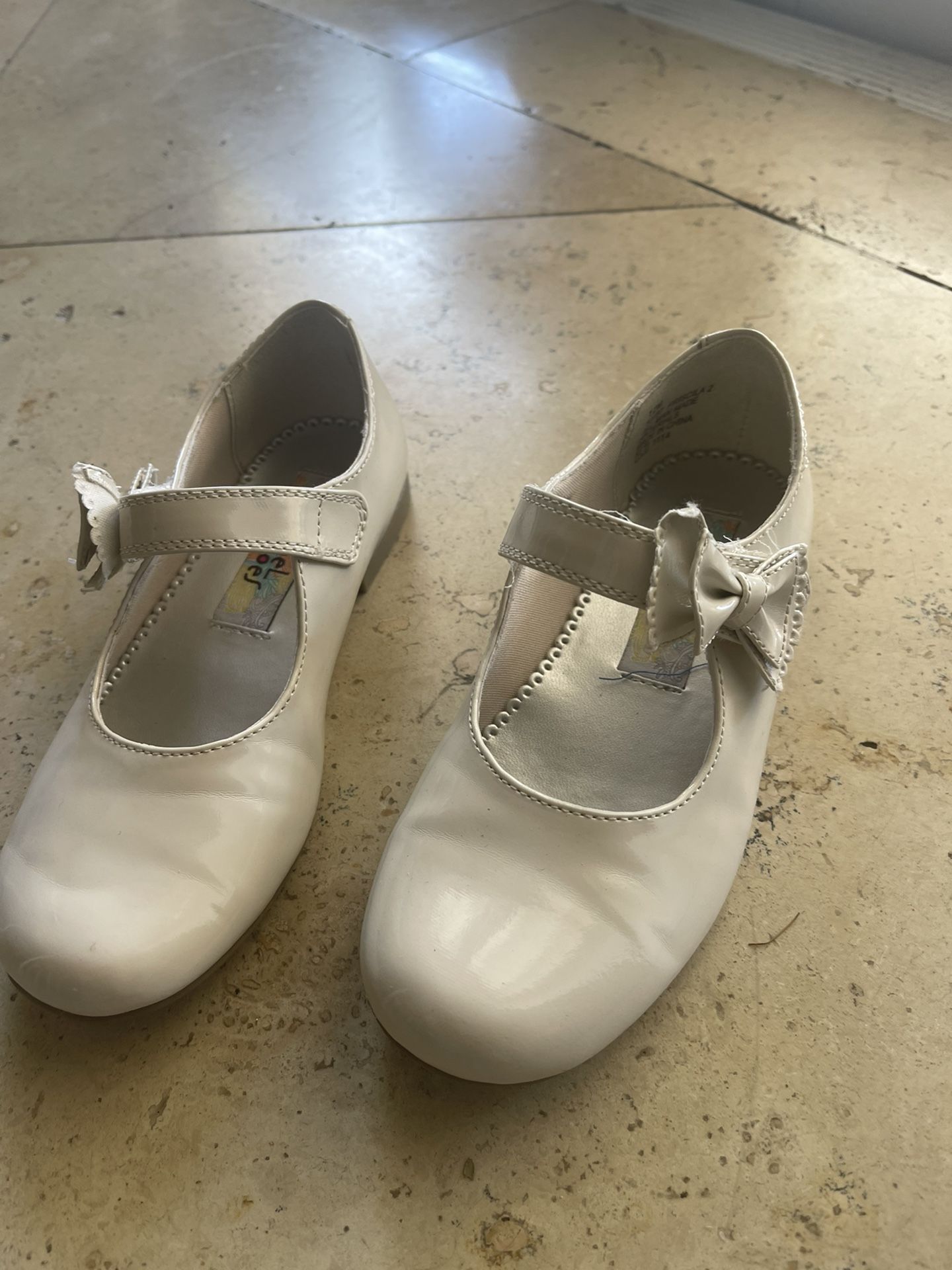 Girls Shoes