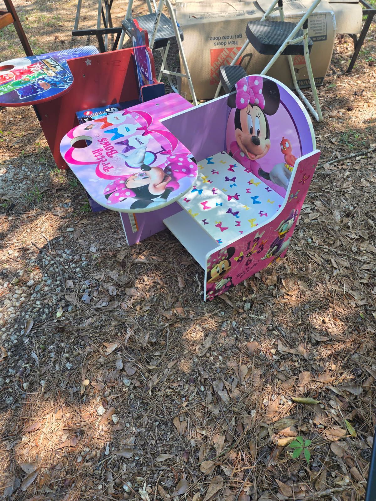 Chair desk