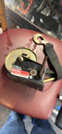 Haul Master 1200 lb Hand Winch Strap Trailer Winch Model 65115