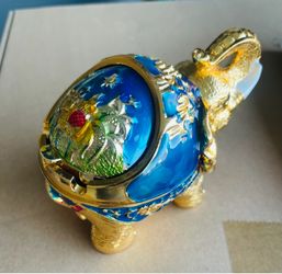 Blue Elephant Ashtray ā Decorative Zinc Alloy Ash Container