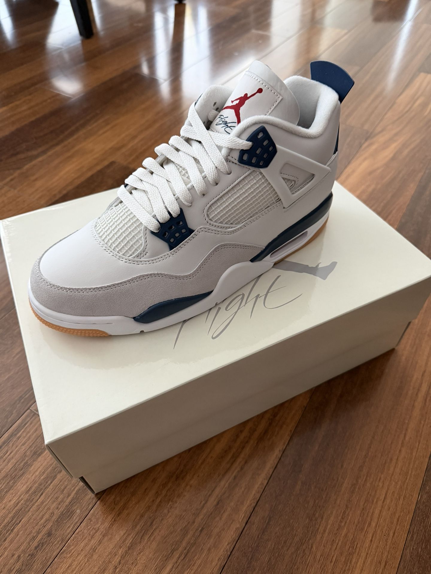 Air Jordan 4 SB Navy