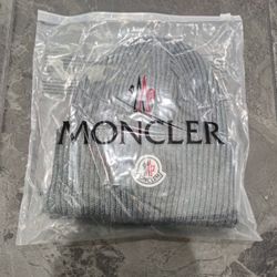 Moncler Color Logo Beanie