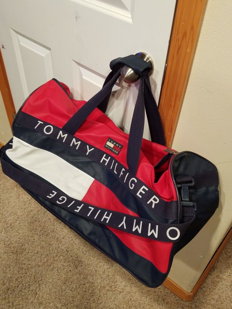 Large original Tommy Hilfiger big duffle bag- great condition