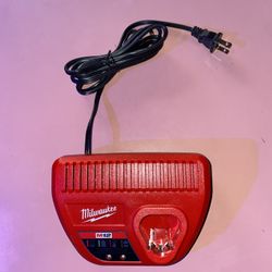 Milwaukee M12 Battery Charger