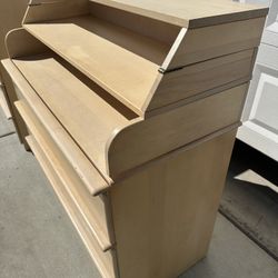 White Oak 3-Drawer Dresser with Folding Bookcase/Changing Table – Good Condition!