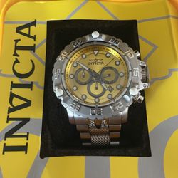 Mens New Rare Heavy Yellow & Silver Invicta Watch 