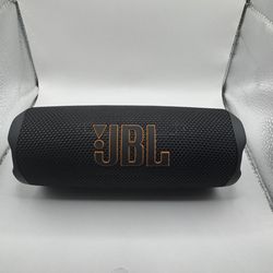 JBL Flip 7 Speakers