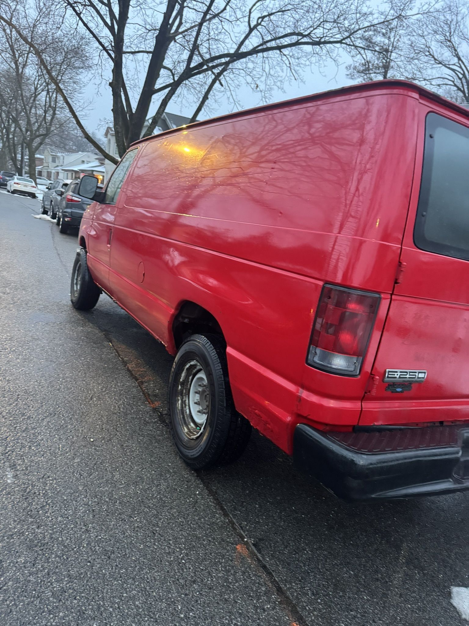 2008 Ford E-250