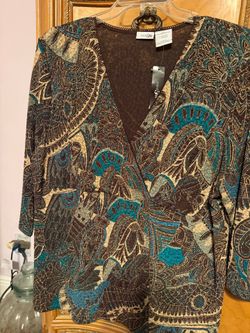 Woman’s Pailsey Top