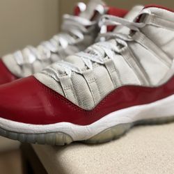 Air Jordan 11 Retro ‘Cherry’  Size 5.5Y 