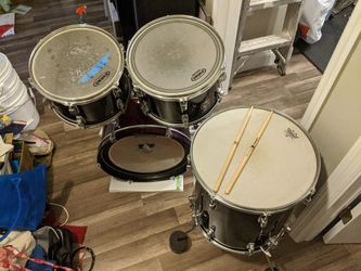 Mixed Tama, Ludwig Drumset perfect for young drummer