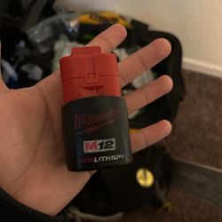 M12 Milwaukee Battery