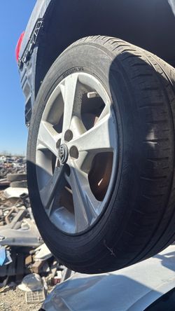 Corolla 16inch rim (1)