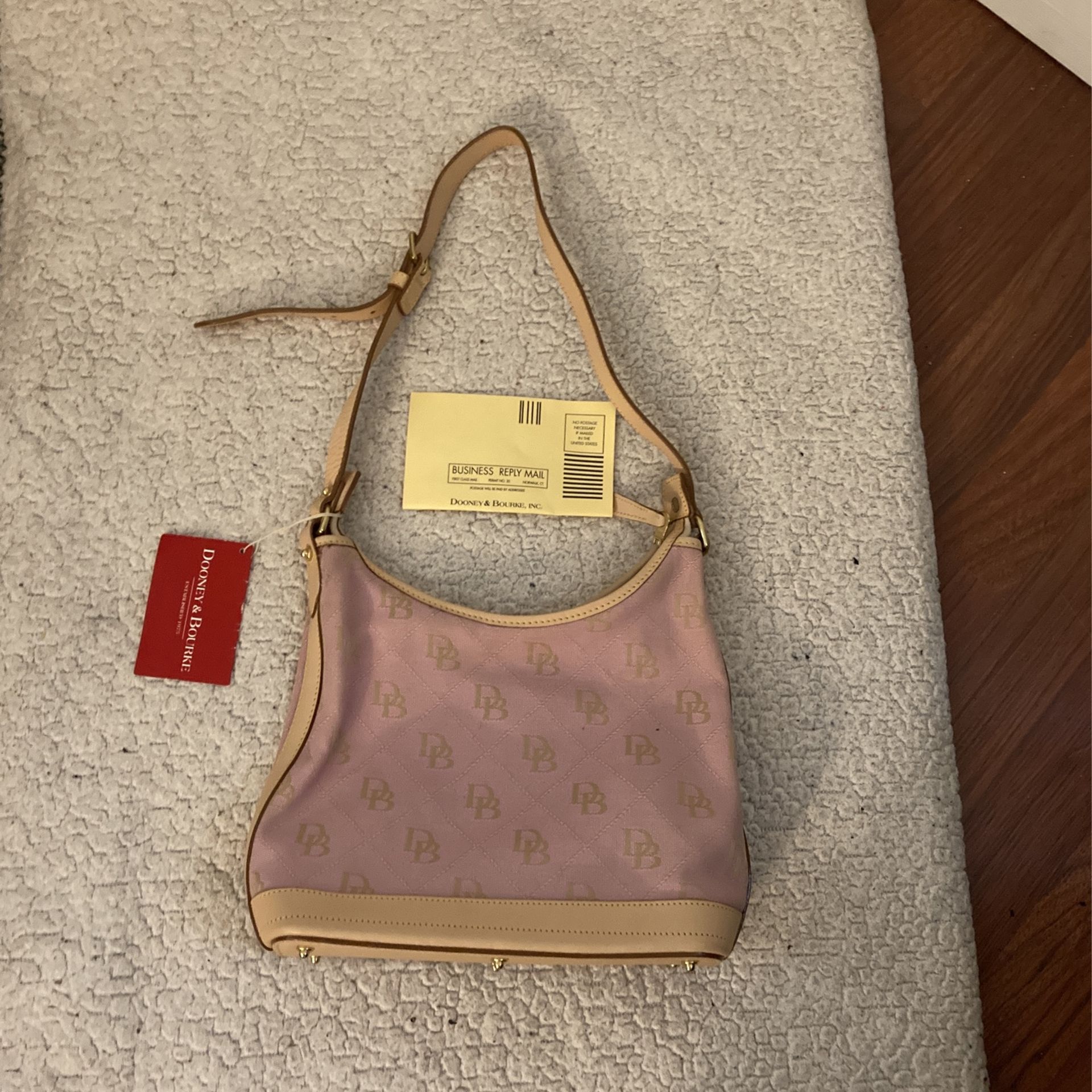 Dooney & Bourke