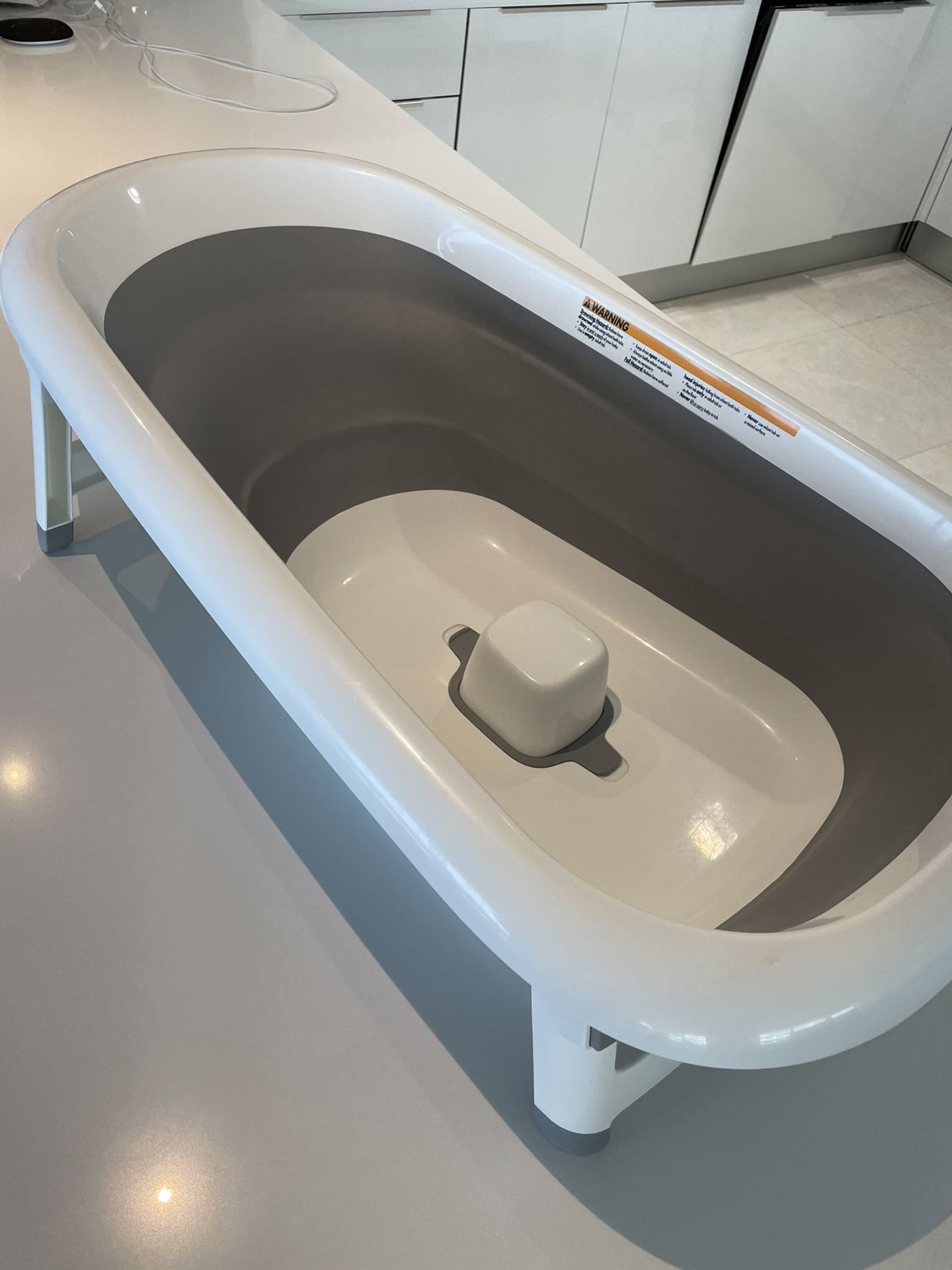Oxo Tot Collapsible Baby Bath Tub