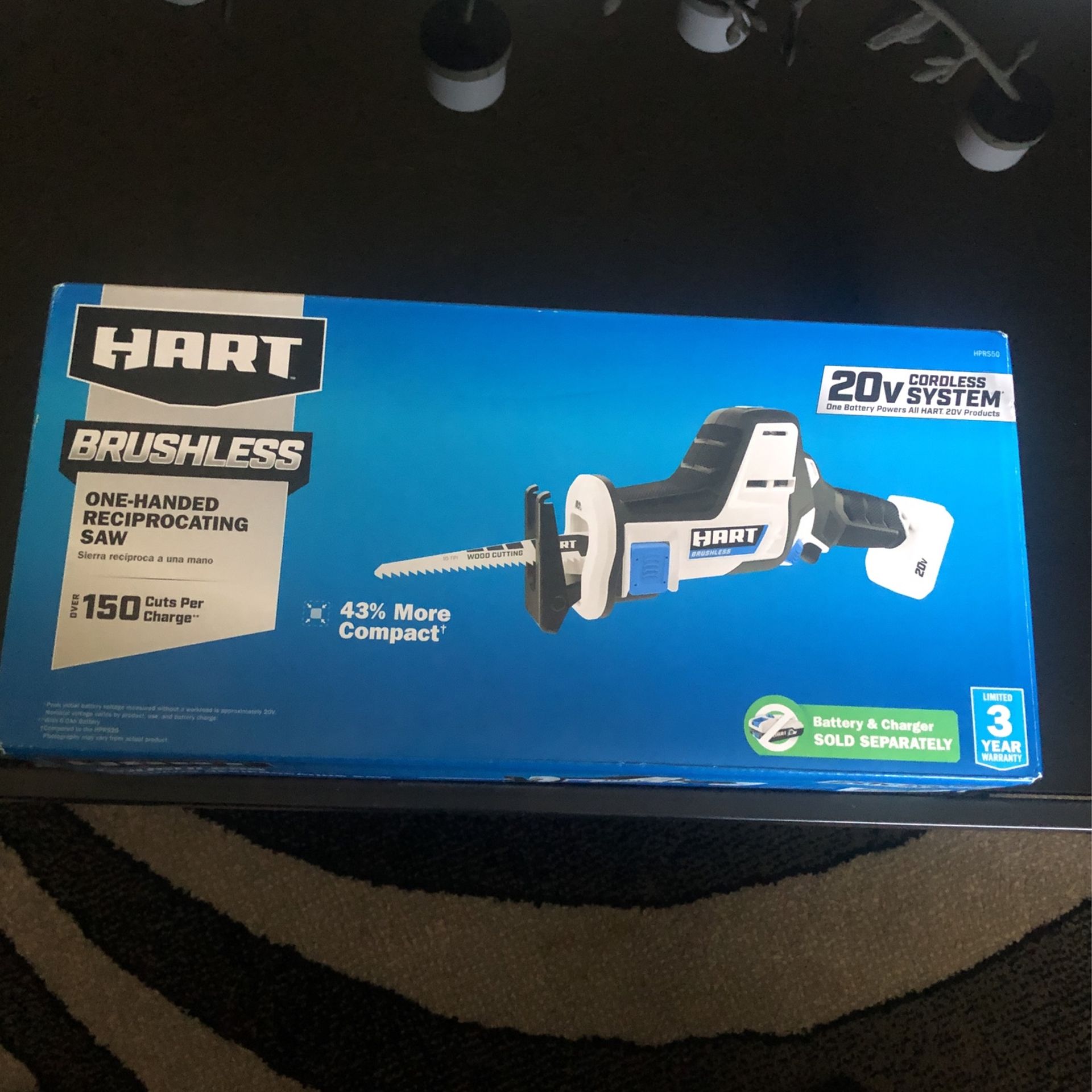 Hart 20v Cordless Saw