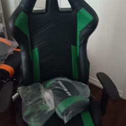 Brand New Gaming Chair  $95 0bo