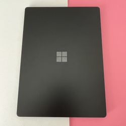 Microsoft Surface Laptop 5 (2022) 13.5” Touch Screen 12th Generation intel i5 with 512GB SSD (powerful Laptop) 