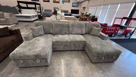 DOUBLE CHAISE WITH PULL OUT BED SECTIONAL