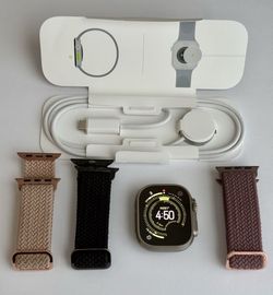 Apple Watch Ultra 2 49mm GPS + Cellular Unlocked