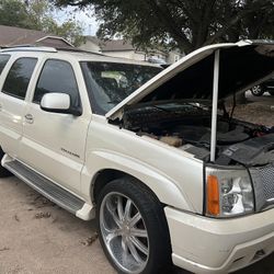Full Part Out 2002 Cadillac Escalade 