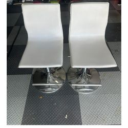 2 Bar Stools Adjustable 