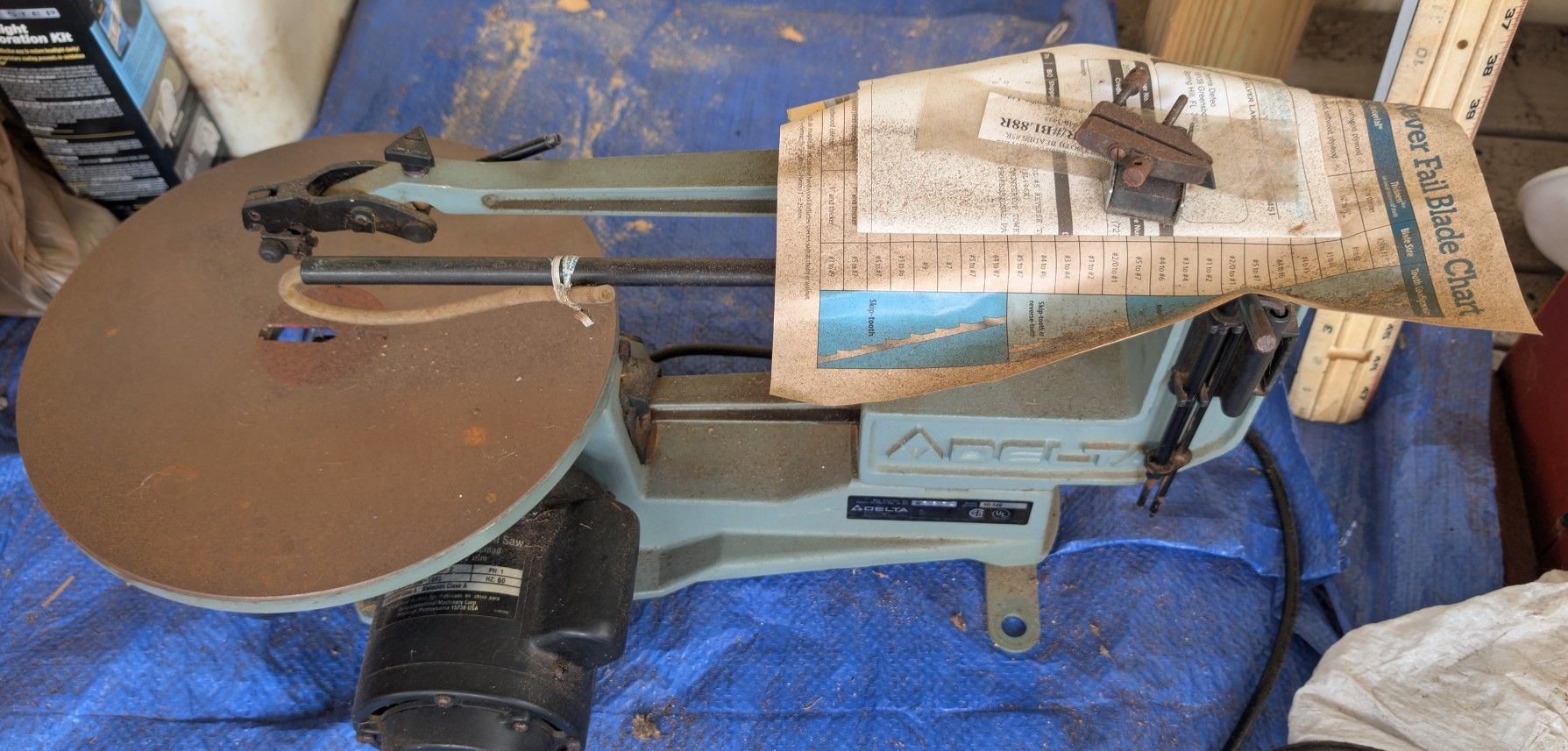 Delta 16" Variable Speed Scroll Saw,  Model 40-540,