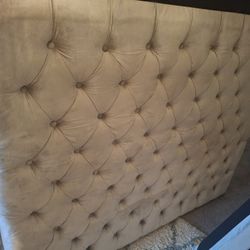 Gray Silver Trim Platform Bed