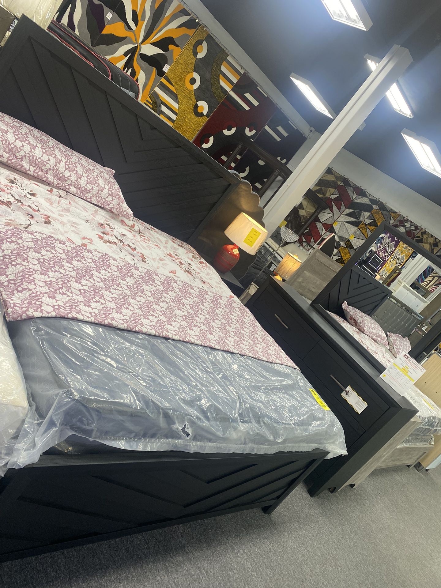 Elegant King Bed frame Set $799.99