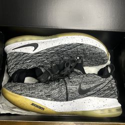 LeBron 15 Low Size 13