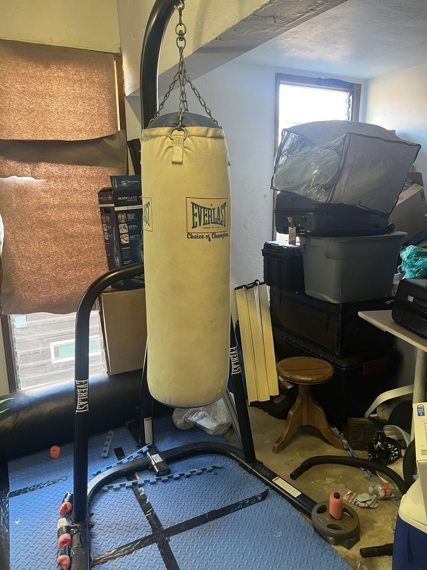 Punching Bag And Stand 145$ OBO