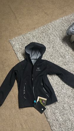 Arc'teryx Black Gore-Tex Hooded Jacket