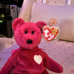 Rare Ty Valentina the Red Bear Beanie Baby