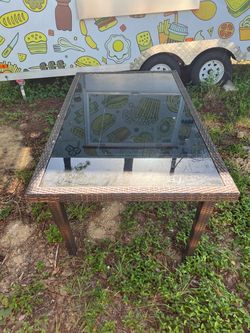FREE  Wicker tempered glass table