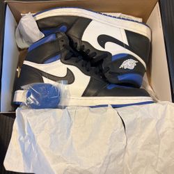 Jordan 1s Size 10.5