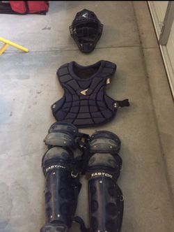 CATCHERS GEAR