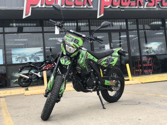 Apollo 250cc manual street legal bike