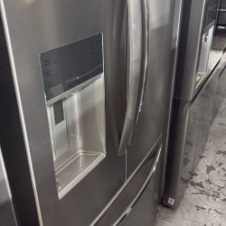 Frigidaire Refrigerator 
