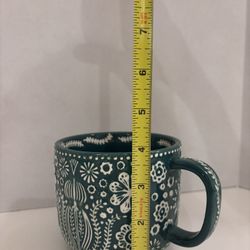 World Market Dark Green White Floral Mug Beautiful Detailed Brand New
