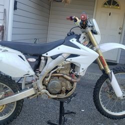 2005. Honda Crf450x