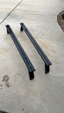 Front runner camping crossbars for Toyota Tacoma have nuts and bolts or best offer