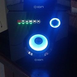 Ion FLASH CUBE speakers (2)