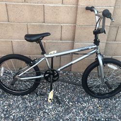 Mongoose 20 Inch Bike